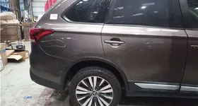 Mitsubishi Outlander  — машина-донор