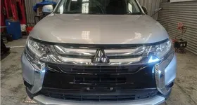 Mitsubishi Outlander 2018 — машина-донор
