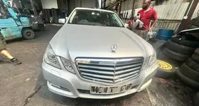 Mercedes-Benz E-Class 2009 — машина-донор