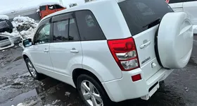 Suzuki Grand Vitara 2010 — машина-донор