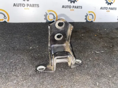 Петля двери Mazda 3 BK 2 2009 перед. лев. (б/у)