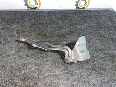 Петля капота Mazda 6 GH 2 2011 лев. (б/у)