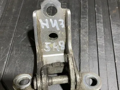 Петля двери Honda Civic задн. (б/у)