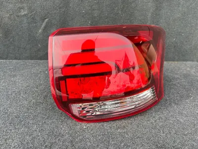 Фонарь задний Mitsubishi Outlander 3 2.0 4B11 прав. (б/у)