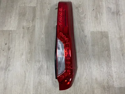 Фонарь задний Nissan X-Trail Т31 2.0 прав. (б/у)