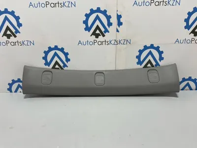 Накладка в салоне Honda CR-V 5 L15 (б/у)