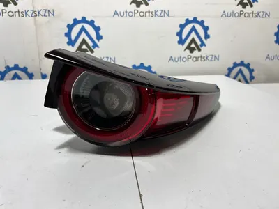 Фонарь задний Mazda CX-30 PY прав. (б/у)