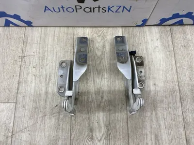 Петля капота Mitsubishi Outlander 3 4J12 (б/у)