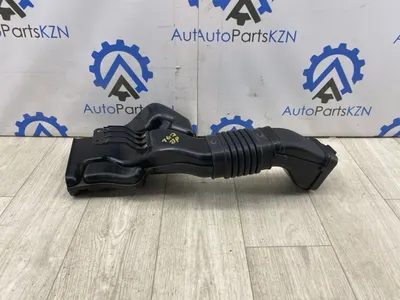 Воздухозаборник Mitsubishi ASX 2.0 4B11 (б/у)