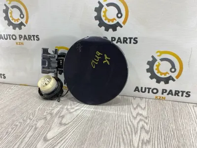 Лючок топливного бака Toyota RAV4 2017 (б/у)