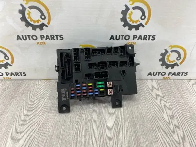 Блок предохранителей Mitsubishi Outlander 3 4J12 2019 (б/у)