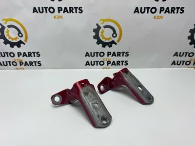 Петля двери Mitsubishi Outlander 3 4J12 2019 перед. лев. (б/у)