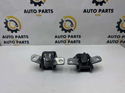 Петля двери Mazda 3 BP PY задн. прав. (б/у)