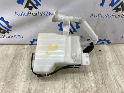 Бачок стеклоомывателя Mitsubishi ASX 2.0 4B11 (б/у)