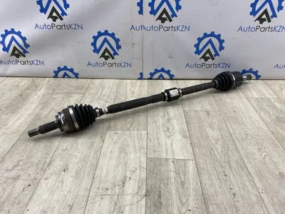Привод Mitsubishi ASX перед. прав. (б/у)