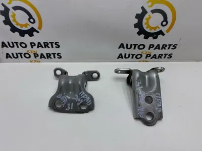 Петля двери Subaru Impreza GH EL15 задн. прав. (б/у)