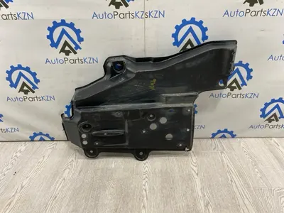 Защита топливного бака Toyota RAV4 (б/у)