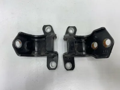 Петля двери Mazda 6 GH 2.0 2012 задн. лев. (б/у)