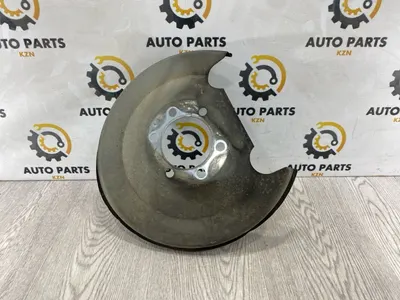 Пыльник тормозного диска Mitsubishi Outlander 3 4J11 задн. (б/у)