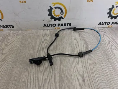 Датчик ABS Mitsubishi Outlander 4 GM PR 2023 перед. лев. (б/у)