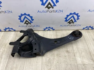 Рычаг продольный Mitsubishi Outlander 3 задн. прав. (б/у)