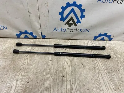 Амортизатор крышки багажника Suzuki Vitara 1.6 M16A 2022 (б/у)