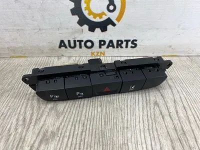 Кнопка аварийной сигнализации Jeep Cherokee KL 2018 (б/у)
