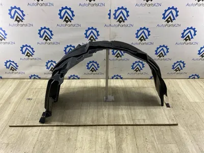 Подкрылок Mitsubishi Outlander 3 2.4 4B12 2018 перед. прав. (б/у)