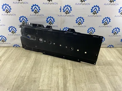 Защита днища кузова Mazda 3 BP РЕ 2023 перед. прав. (б/у)