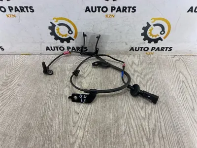 Датчик ABS Mitsubishi Outlander 3 2.4 4B12 2018 перед. прав. (б/у)