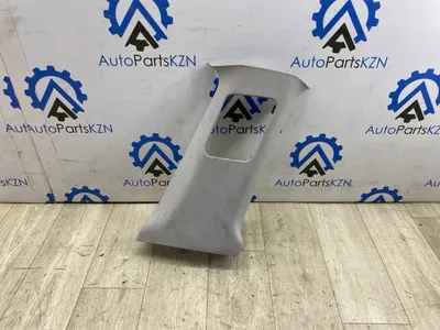Накладка на стойку кузова Tesla Model Y SY6LR 2023 прав. (б/у)