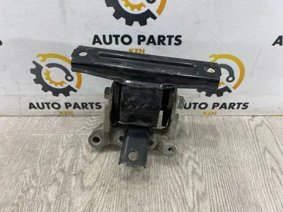 Подушка двигателя Mitsubishi Outlander XL 2.4 2009 (б/у)