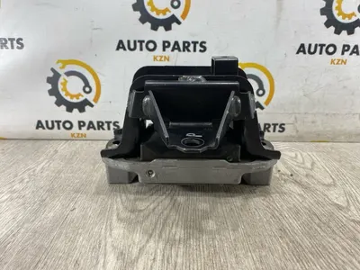 Подушка двигателя Mitsubishi Outlander 3 2.0 прав. (б/у)