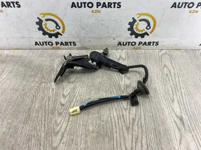 Датчик высоты дорожного просвета Mitsubishi Outlander 3 2014 (б/у)