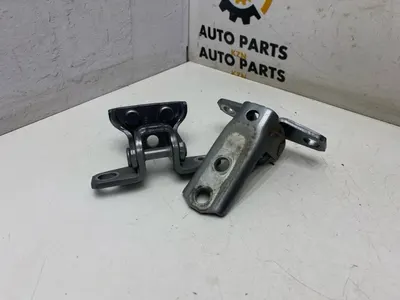 Петля двери Mitsubishi Outlander 3 2.0 задн. лев. (б/у)
