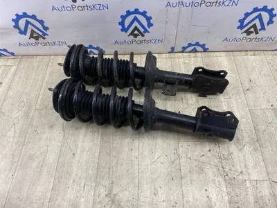 Амортизатор Suzuki Grand Vitara 2.4 2014 перед. (б/у)