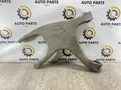 Рычаг подвески Audi A4 B8 2.0 CDN 2014 задн. лев. (б/у)