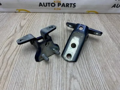 Петля двери Mitsubishi Outlander 3 4B12/2.4Л задн. прав. (б/у)