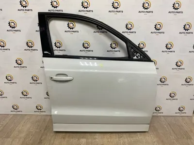 Дверь Audi Q3 8U 2.0 CCZC 2013 перед. прав. (б/у)