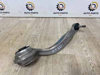 Рычаг подвески Mercedes-Benz E-Class W212 3.0 272.952 2009 перед. прав. (б/у)