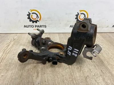 Кулак поворотный Audi Q3 8U 2.0 CCZC 2013 перед. прав. (б/у)