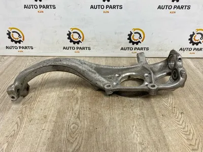 Кулак поворотный Audi A5 8T 1.8 CJEE 2016 перед. лев. (б/у)