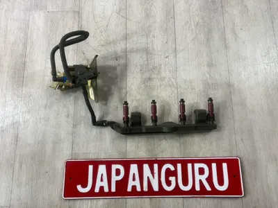 Топливная рампа с форсунками Mazda 3 BK СЕДАН ZY 2004 (б/у)