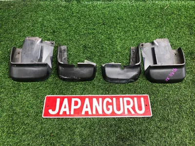 Брызговик Honda Civic 8 R18 2006 (б/у)