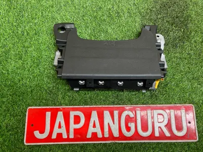Подушка безопасности в колени Mitsubishi Outlander GF8W 4J12 2013 (б/у)