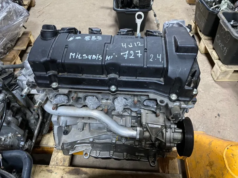 Двигатель с установкой Mitsubishi Outlander 3 2.4 4B12 2020 (б/у)