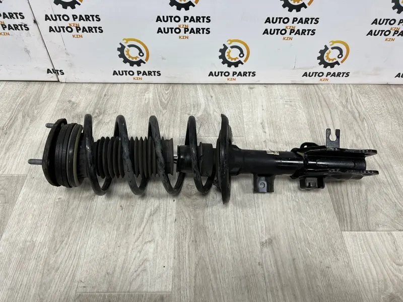 Амортизатор передний Mazda CX-5 KF PE прав. (б/у)