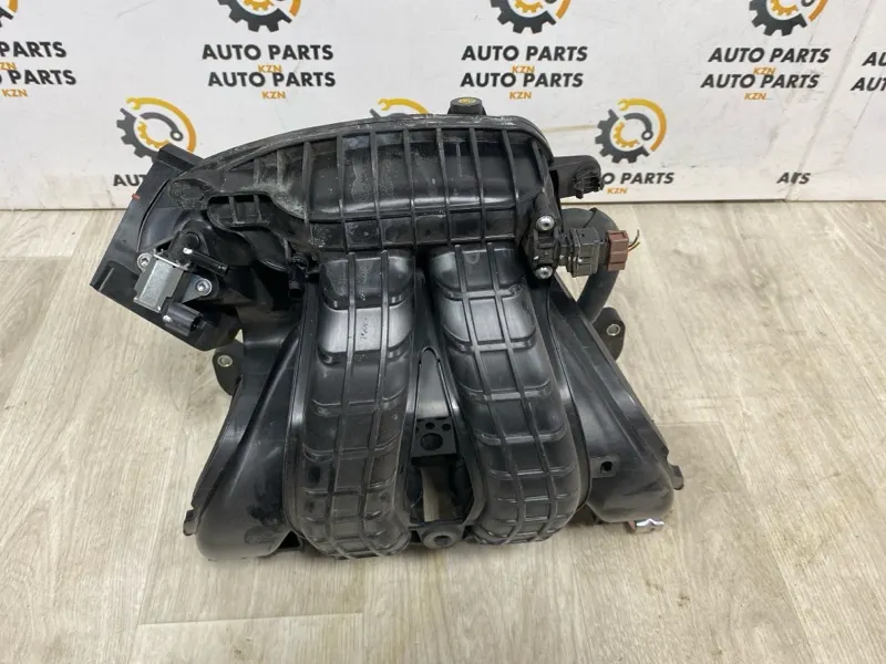 Коллектор впускной Mitsubishi ASX 2.0 4B11 (б/у)