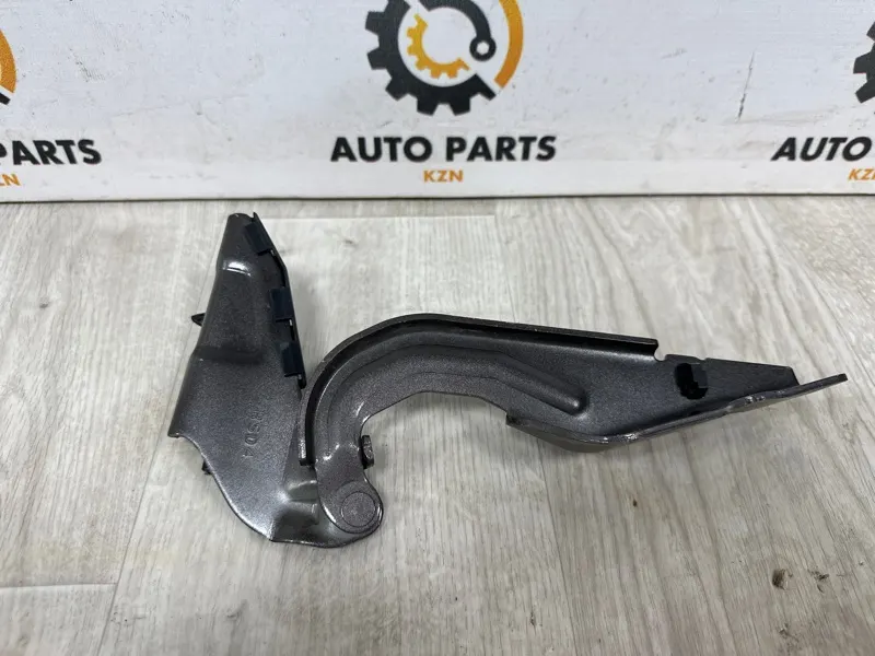 Петля капота Mitsubishi Outlander 3 4J11 прав. (б/у)