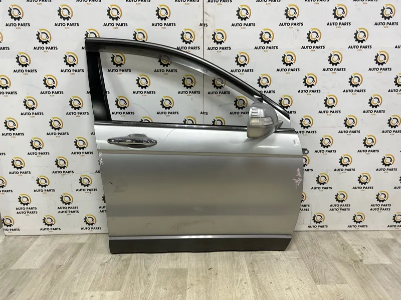 Дверь Honda CR-V 3 2010 перед. прав. (б/у)